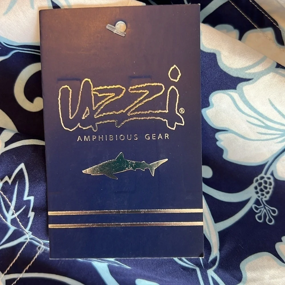 NWT Uzzi Hibiscus Floral Amphibious Gear Swim Surf M